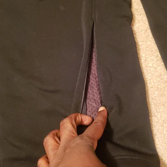 The North Face Women's Flight Series Black Jacket - Picture 8 of 16